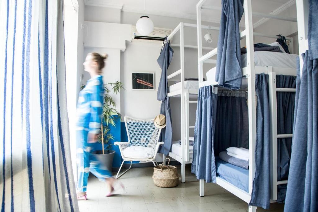 Let Me Take My Bunk Bed Pansiyon Atina Dış mekan fotoğraf