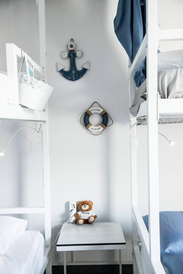 Let Me Take My Bunk Bed Pansiyon Atina Dış mekan fotoğraf