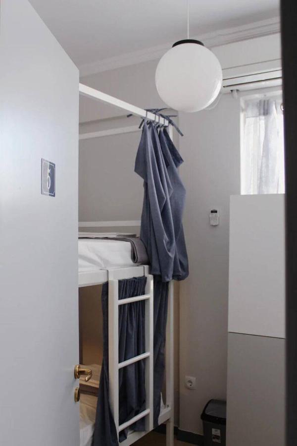 Let Me Take My Bunk Bed Pansiyon Atina Dış mekan fotoğraf