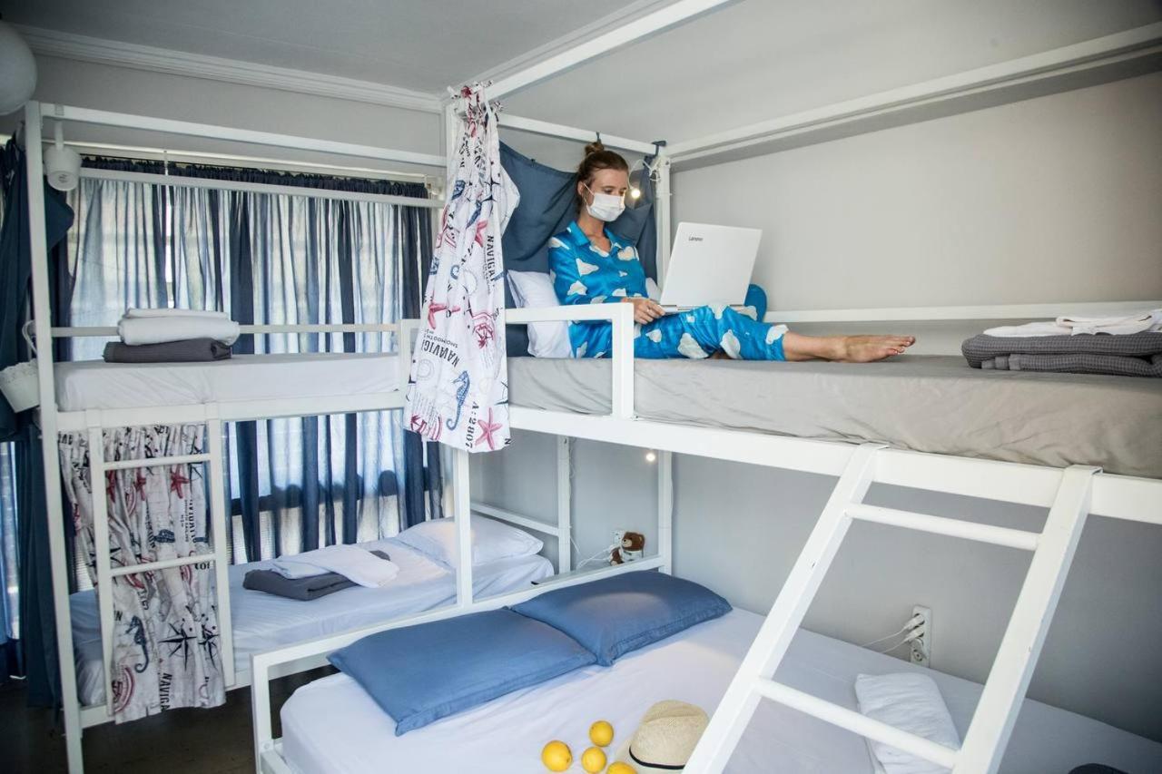 Let Me Take My Bunk Bed Pansiyon Atina Dış mekan fotoğraf